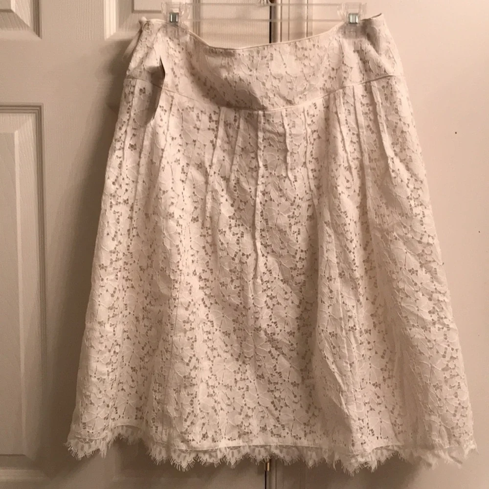 WD NY Beautiful ivory eyelet flare skirt - Picture 5 of 6